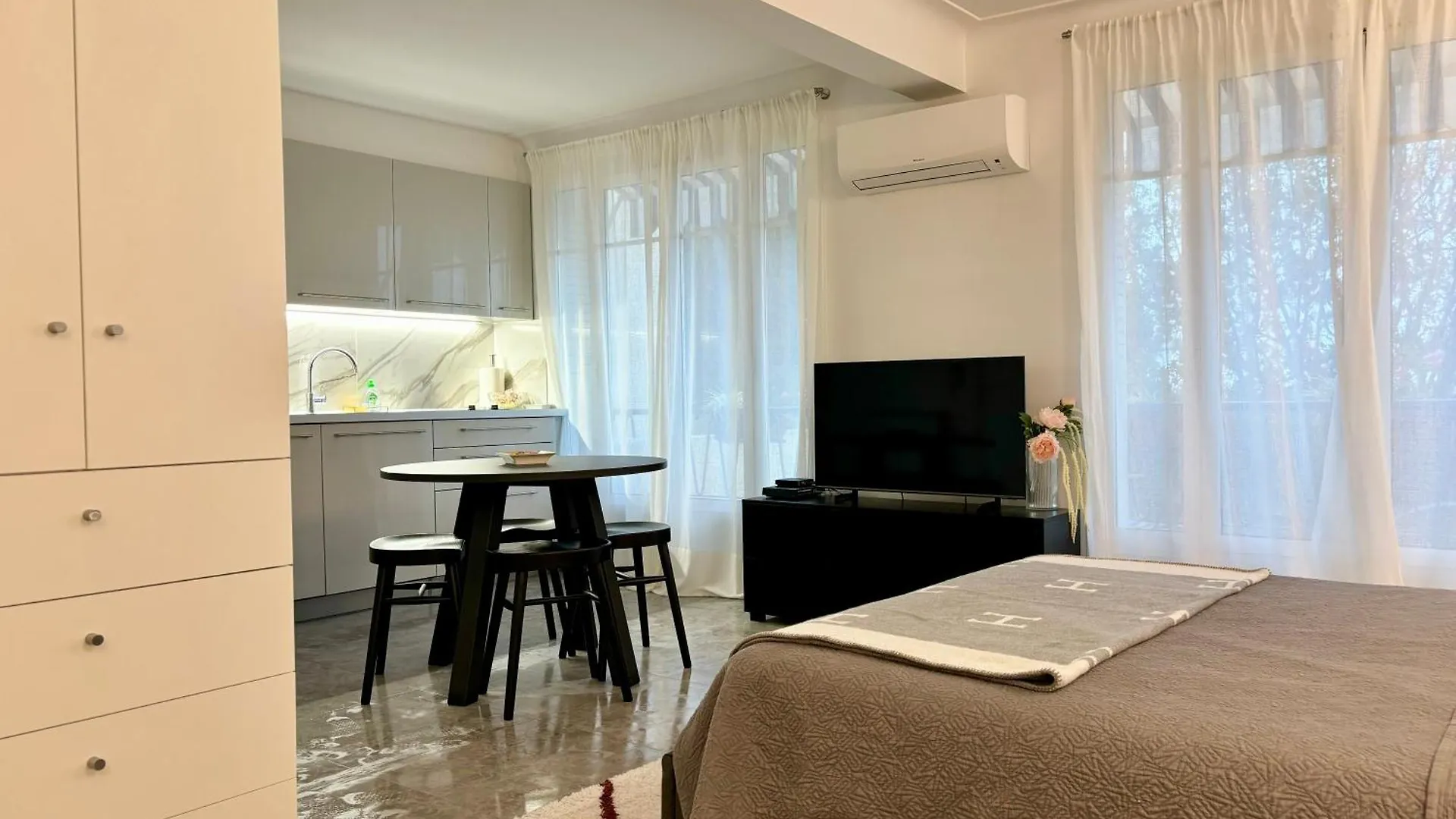 Apartment Studio Near Monaco Sea View Balcony Roquebrune-Cap-Martin